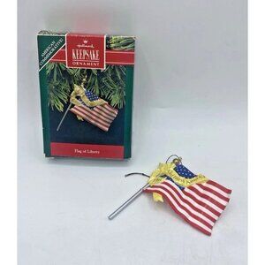 Hallmark Flag of Liberty 1991 American Commemorative Keepsake Christmas Ornament